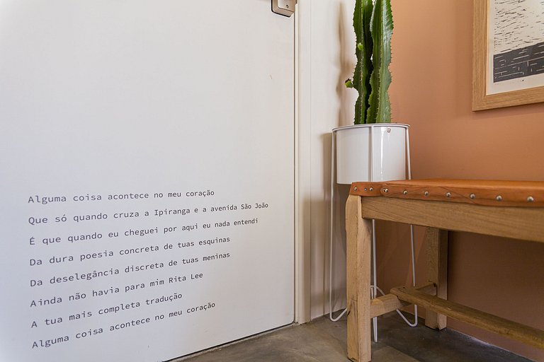 Authorial studio in República + rooftop pool