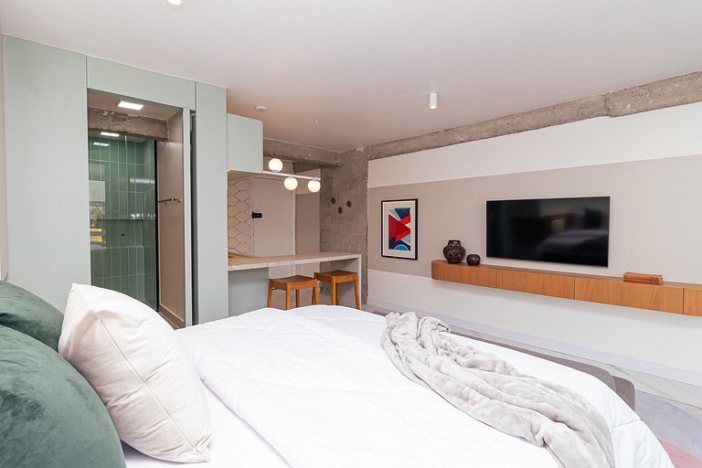 Estudio con Bañera de Cromoterapia y Vista | SP