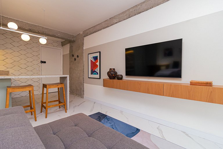 Estudio con Bañera de Cromoterapia y Vista | SP