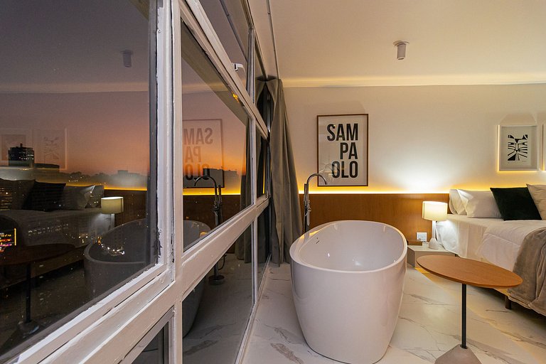 Estudio con Bañera de Cromoterapia y Vista | SP