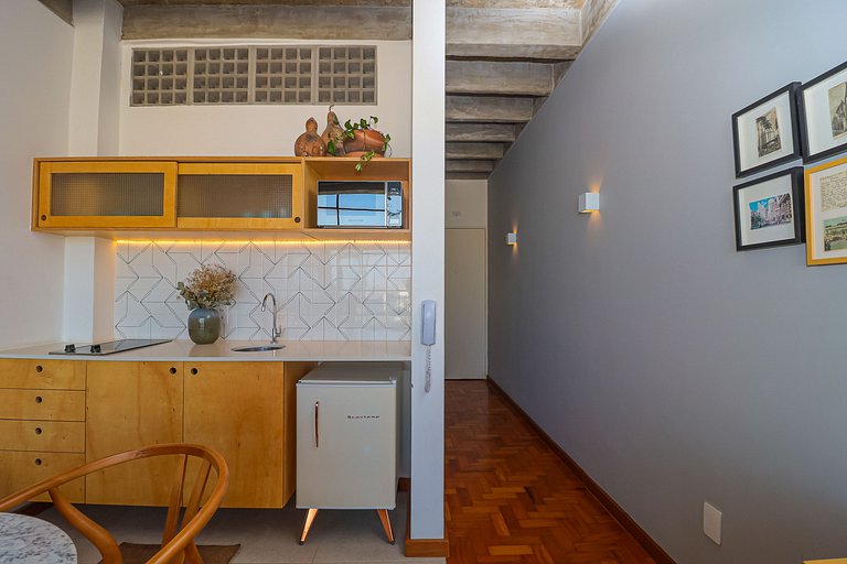 Decorated studio overlooking SP @ Ed. Copan