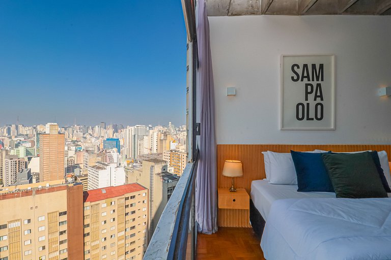 Decorated studio overlooking SP @ Ed. Copan