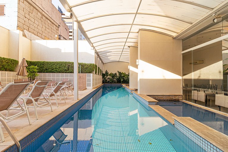 Apt close to Paulista Av. w/pool, gym on 5th Floor