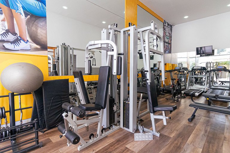 Apt close to Paulista Av. w/pool, gym on 5th Floor