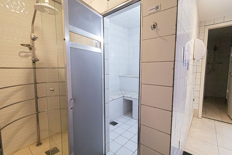 Apt close to Paulista Av. w/pool, gym on 5th Floor