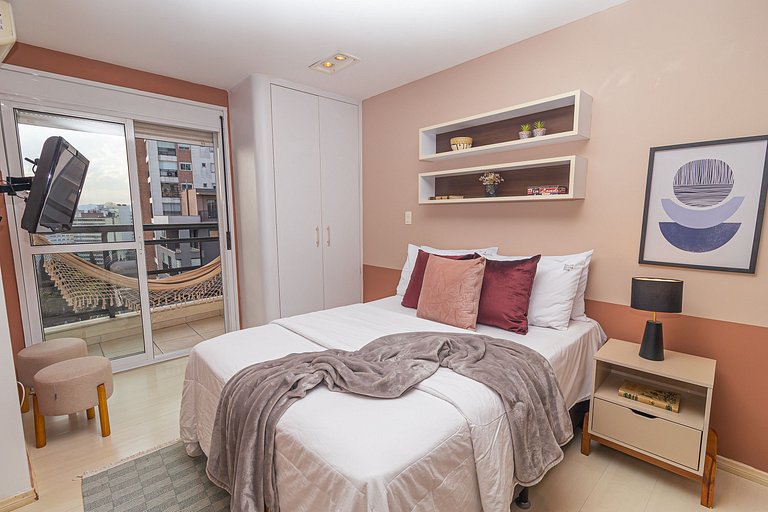 Studio with view close to Paulista Ave