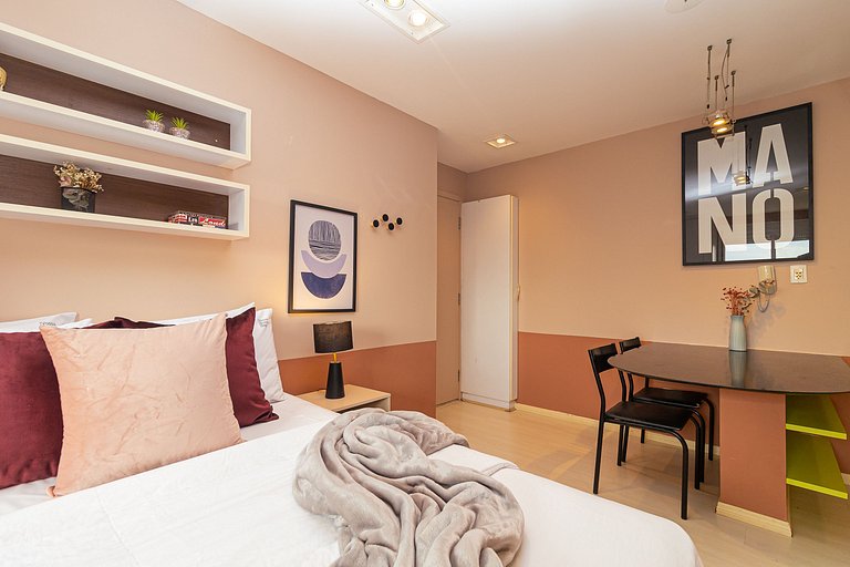 Studio with view close to Paulista Ave