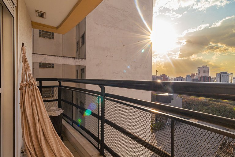 Studio with view close to Paulista Ave