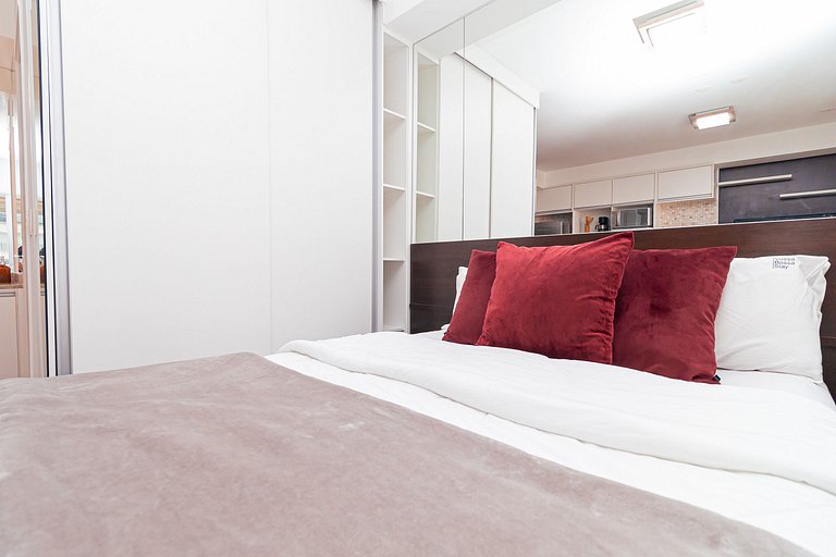 STUDIO W/ AWESOME VIEW CLOSE TO AV. PAULISTA