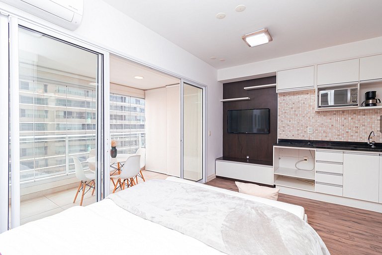 STUDIO W/ AWESOME VIEW CLOSE TO AV. PAULISTA