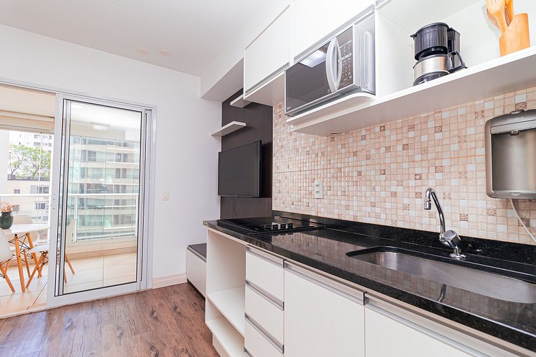 STUDIO W/ AWESOME VIEW CLOSE TO AV. PAULISTA