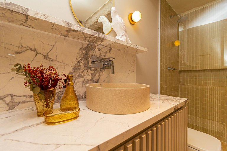 Selva SampaSky: bathtub and view on the 24th floor