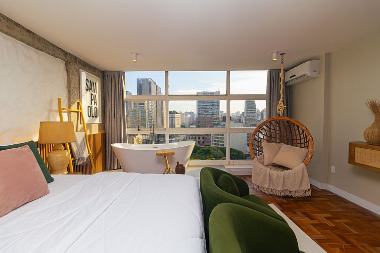 Bathtub with a view | 17th floor | Mirante do Vale