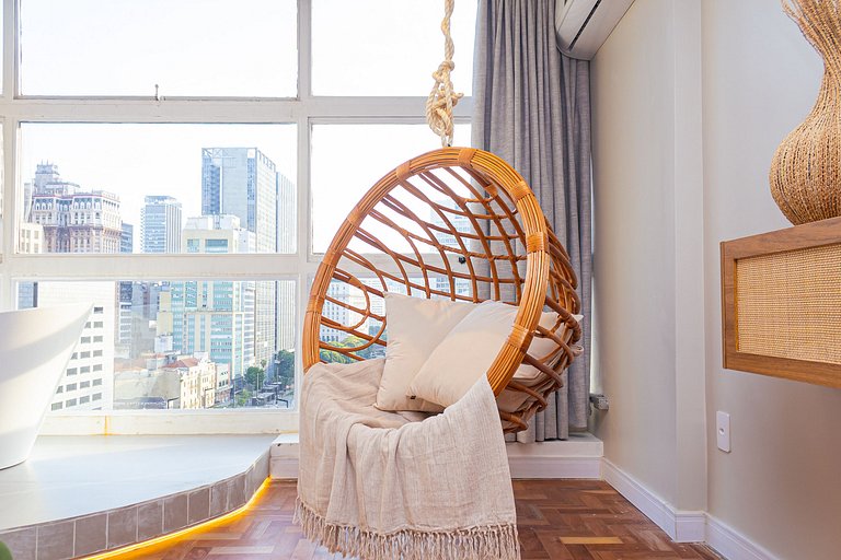 Bathtub with a view | 17th floor | Mirante do Vale