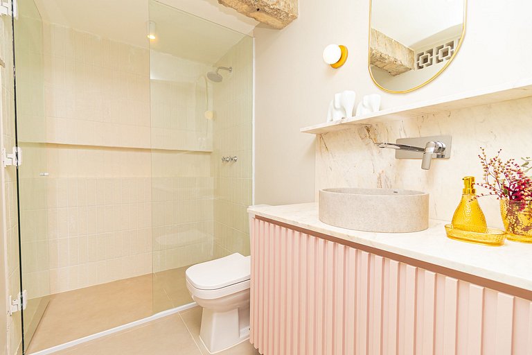 Bathtub with a view | 17th floor | Mirante do Vale