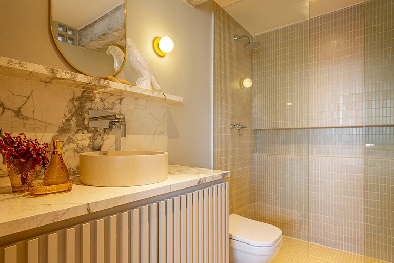 Selva SampaSky: bathtub and view on the 24th floor