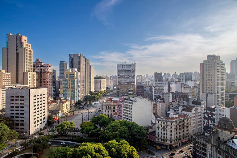 Selva SampaSky: banheira e vista no 24° andar