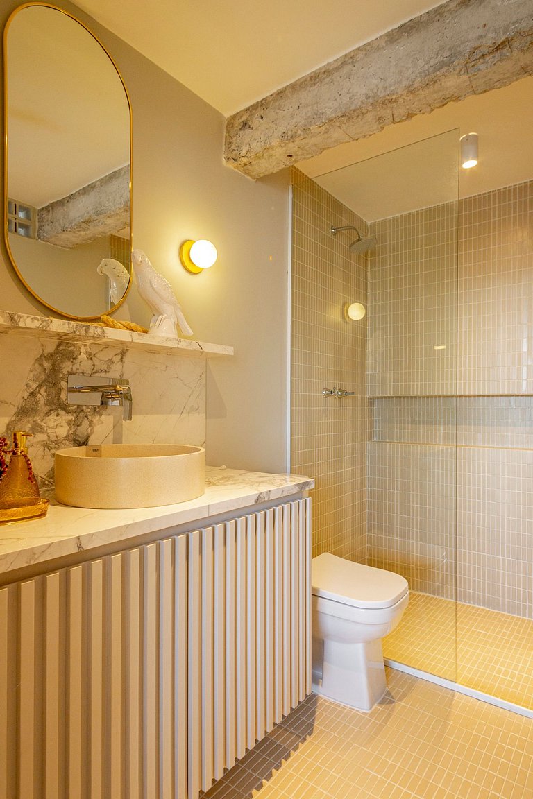 Selva SampaSky: bathtub and view on the 24th floor