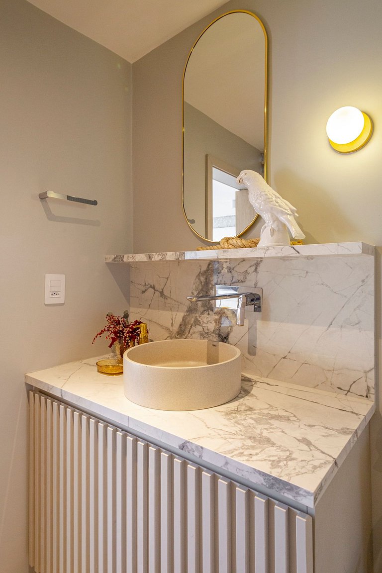 Selva SampaSky: bathtub and view on the 24th floor