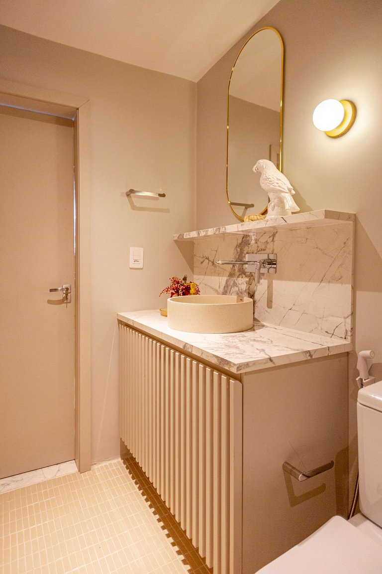 Selva SampaSky: bathtub and view on the 24th floor