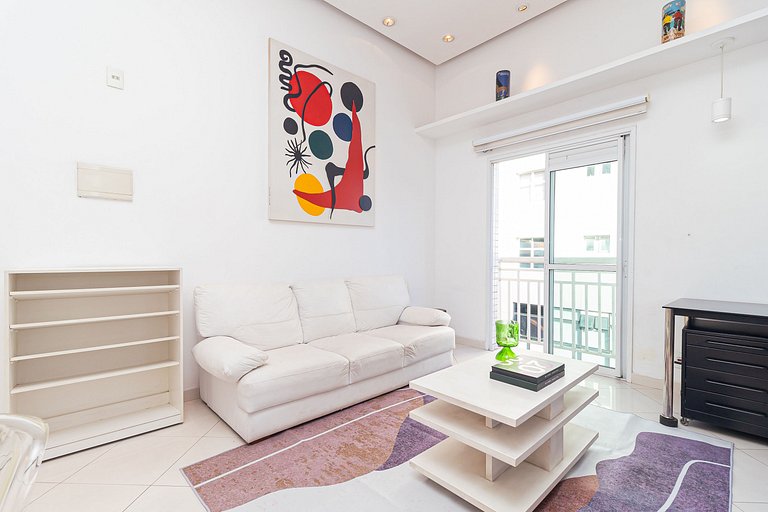 Apartamento 2 quartos em Pinheiros com garagem e AC
