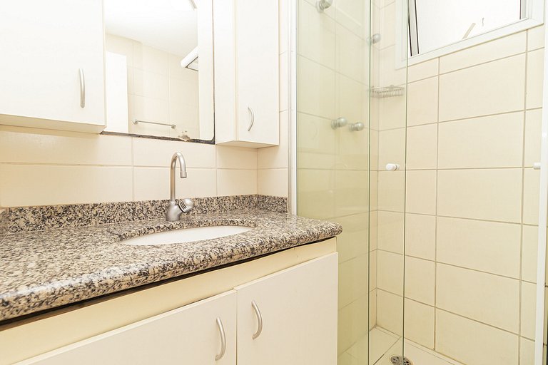 Apartment in Benedito Calixto with garage and AC