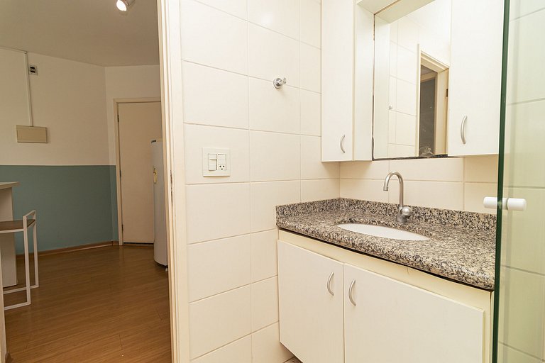 Apartment in Benedito Calixto with garage and AC
