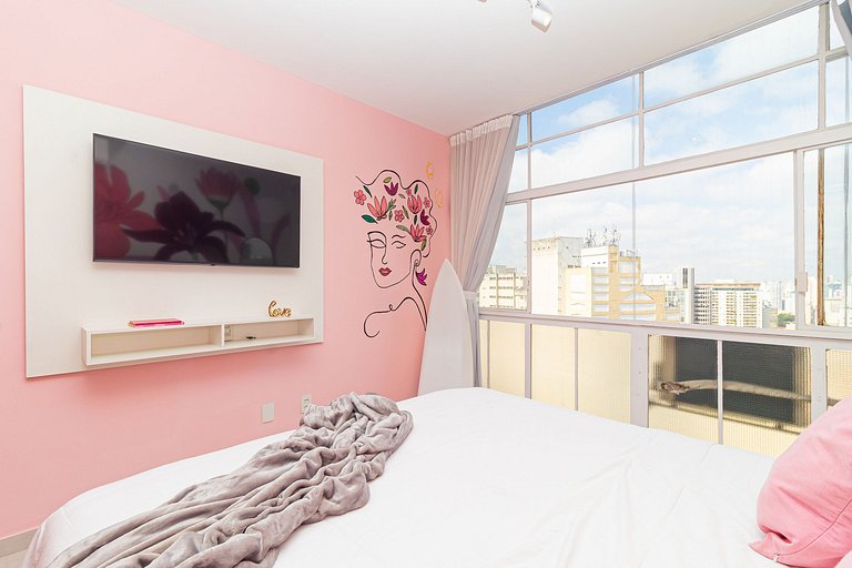 Studio Pink Flowers Copan: view from 22th floor