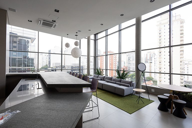 Ap com 2 suítes e garagem no miolo dos Jardins