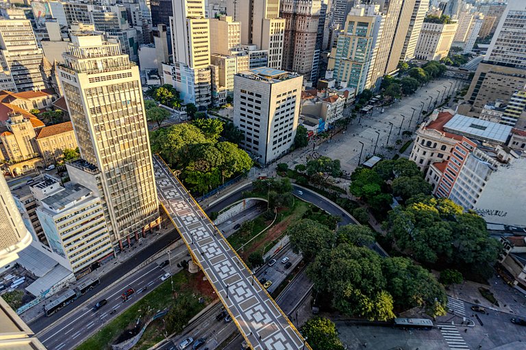 Mirante Arcos: Vista com banheira do 37º andar