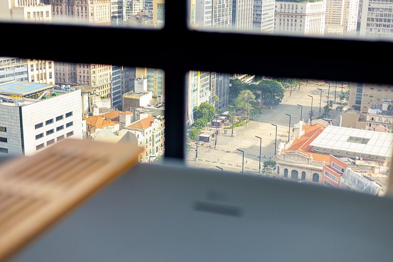 Swan SampaSky: View with bathtub from the 37th