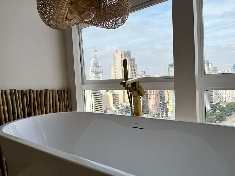 Jeri Sampa Spa: view from the 37th floor