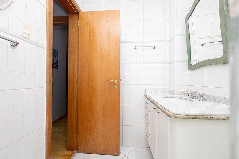 Espaçoso e Charmoso 2 quartos em Pinheiros