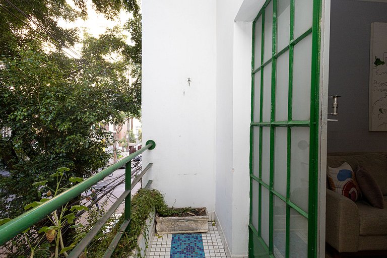Espaçoso e Charmoso 2 quartos em Pinheiros