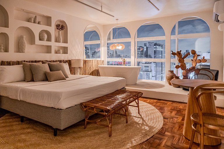 Estudio Estilo Playa con Bañera y Vista | Centro SP