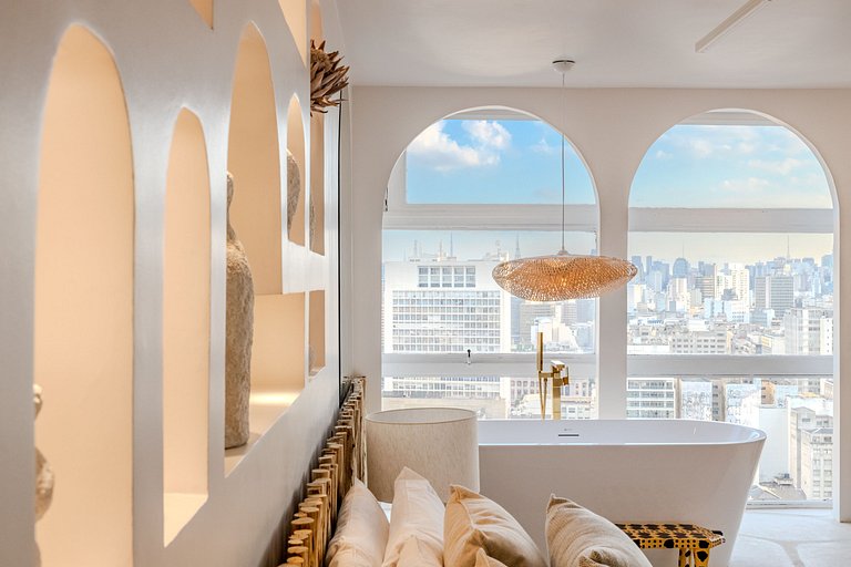 Estudio Estilo Playa con Bañera y Vista | Centro SP