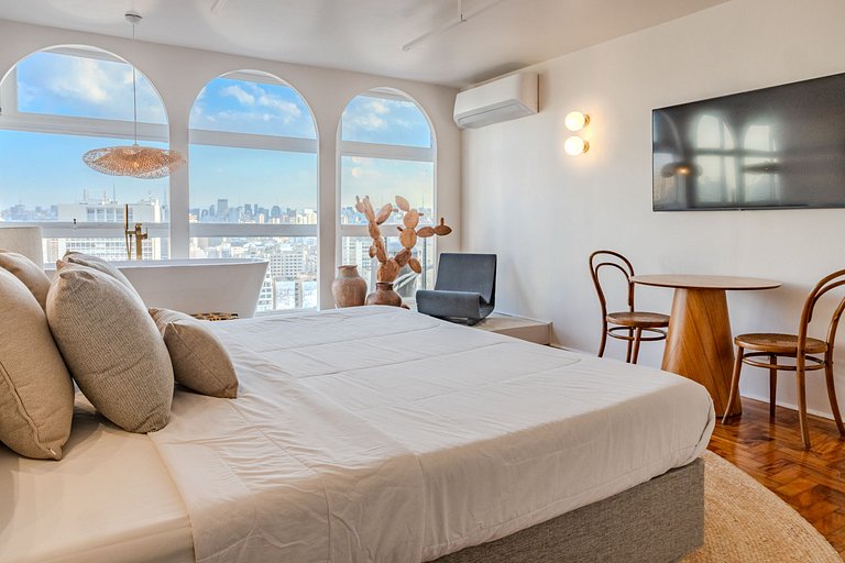Estudio Estilo Playa con Bañera y Vista | Centro SP