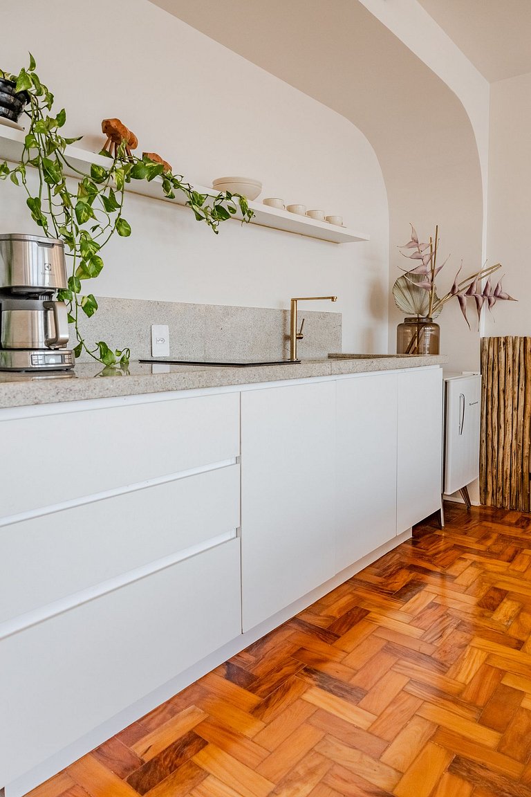 Estudio Estilo Playa con Bañera y Vista | Centro SP