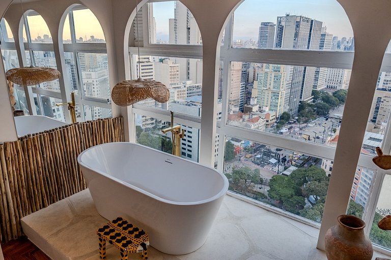 Estudio Estilo Playa con Bañera y Vista | Centro SP