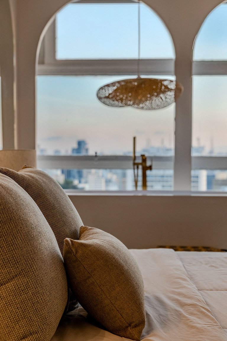 Estudio Estilo Playa con Bañera y Vista | Centro SP