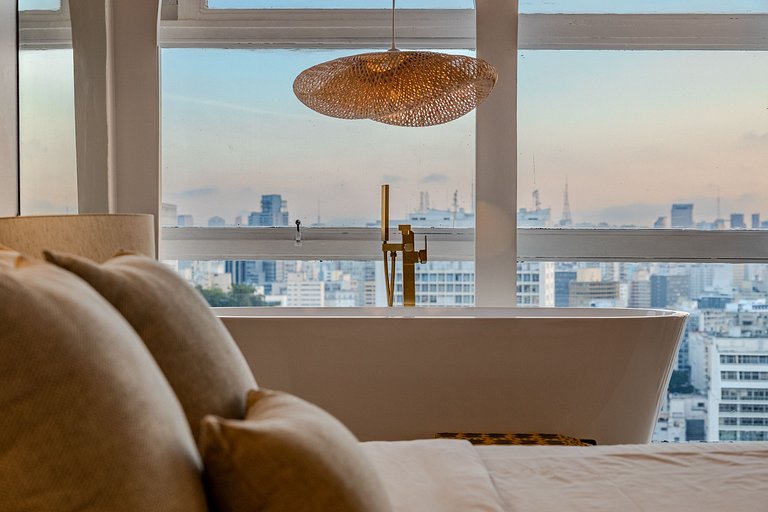 Estudio Estilo Playa con Bañera y Vista | Centro SP