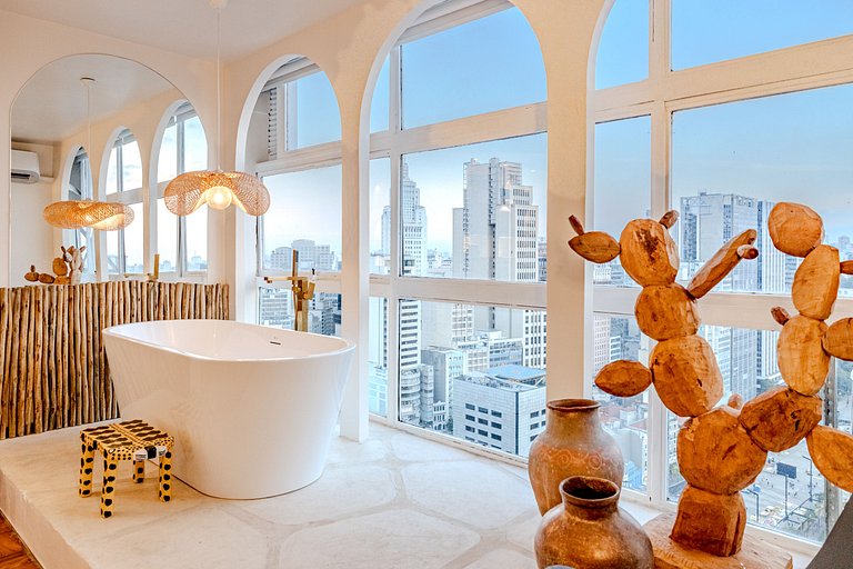 Estudio Estilo Playa con Bañera y Vista | Centro SP