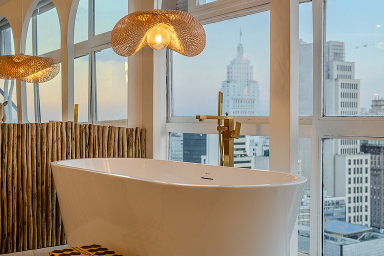 Estudio Estilo Playa con Bañera y Vista | Centro SP