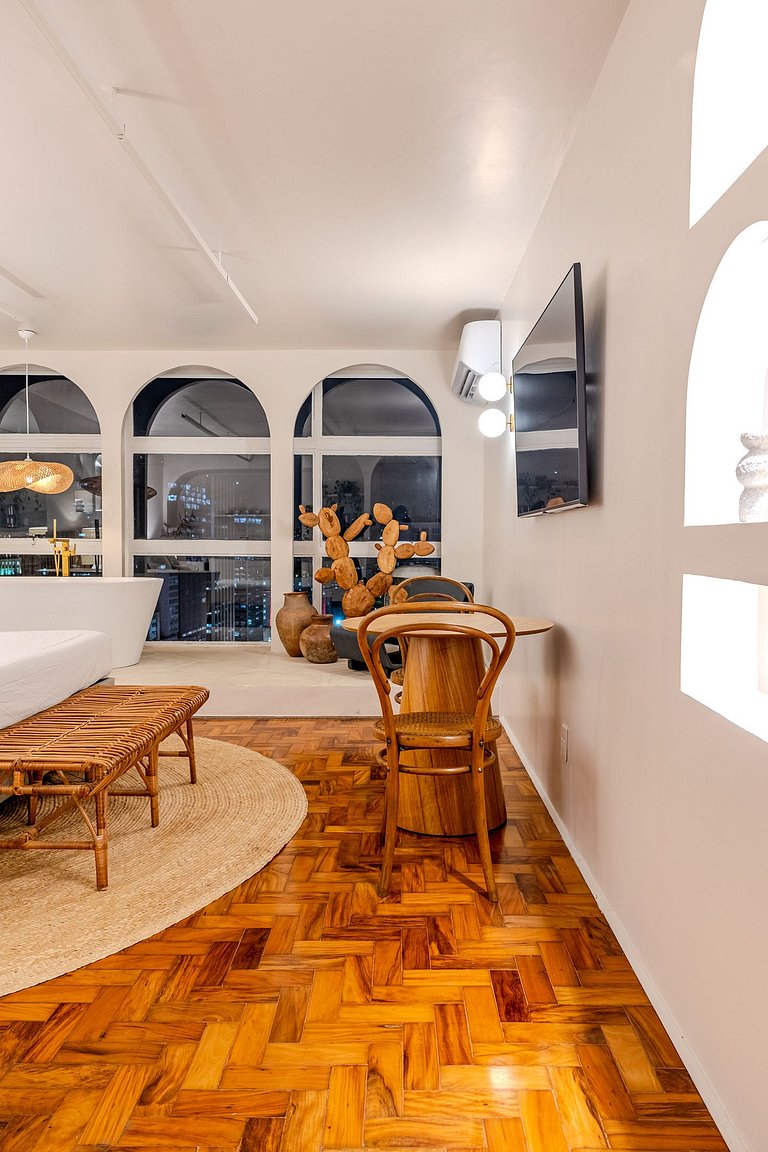 Estudio Estilo Playa con Bañera y Vista | Centro SP