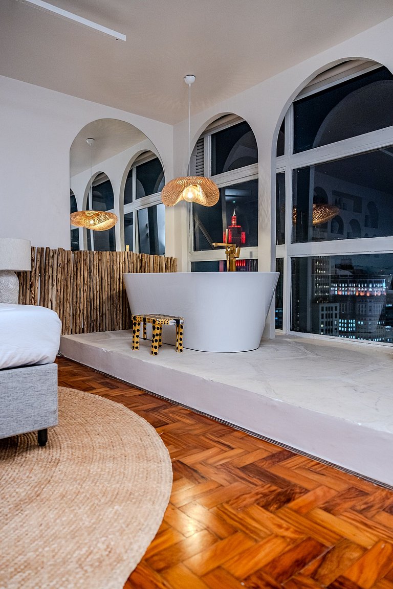 Estudio Estilo Playa con Bañera y Vista | Centro SP