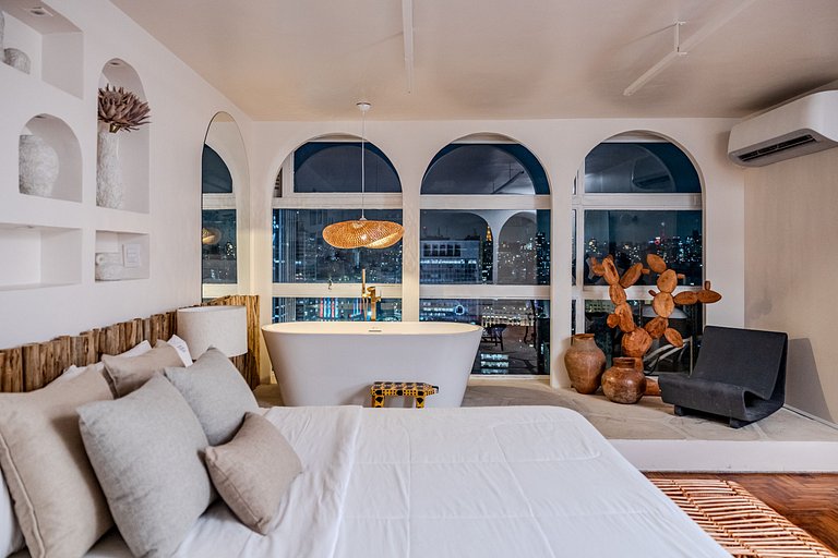 Estudio Estilo Playa con Bañera y Vista | Centro SP