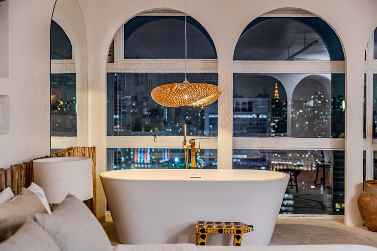 Estudio Estilo Playa con Bañera y Vista | Centro SP