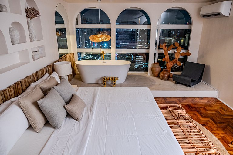 Estudio Estilo Playa con Bañera y Vista | Centro SP