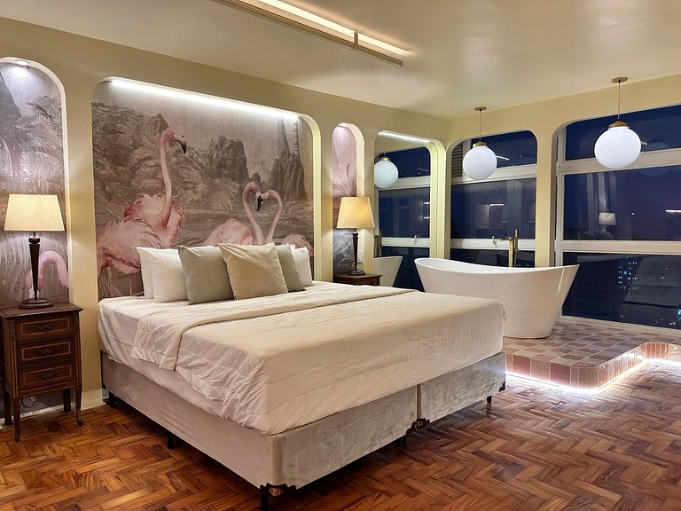 Flamingo Sampa Spa: view and bathtub