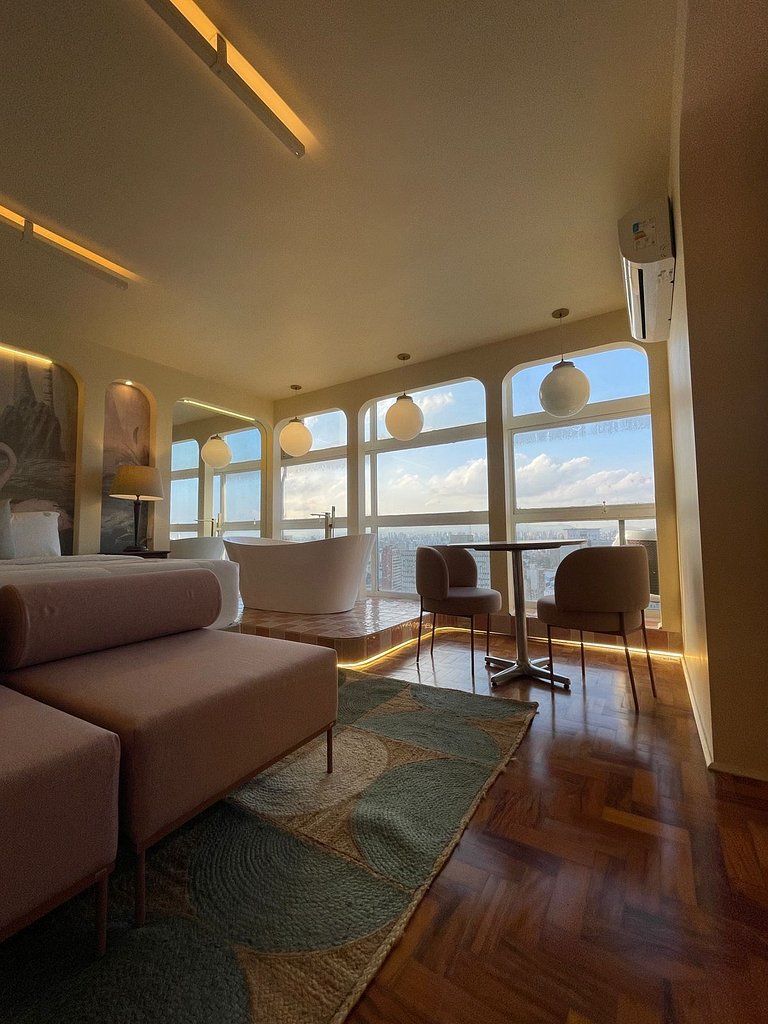 Flamingo Sampa Spa: view and bathtub